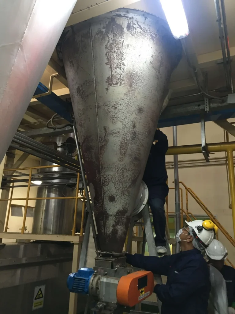 コーヒー焙煎機に施工した断熱ジャケット
